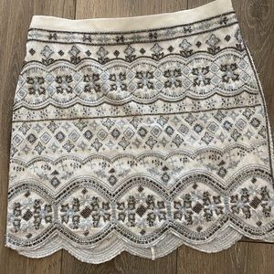 Club Monaco beaded mini skirt size 00